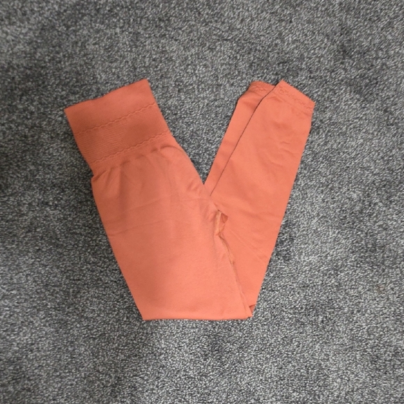 Gymshark Pants - NWOT Gymshark High-Waist Leggings in Rust Orange